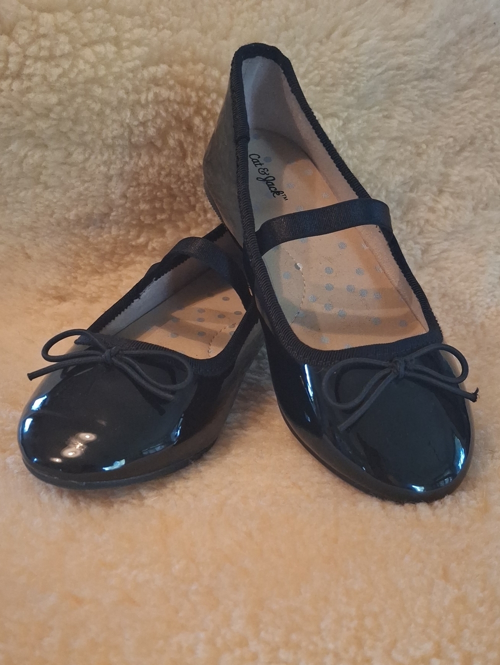 Cat & Jack Black Patent Mary Jane Flats with Bow & Elastic - 11 T Girls